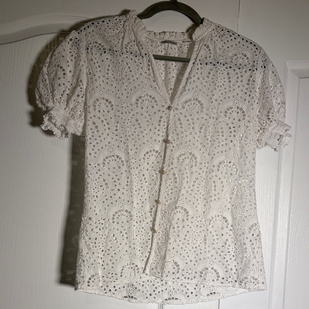 Robert Graham Ivory Lace Blouse